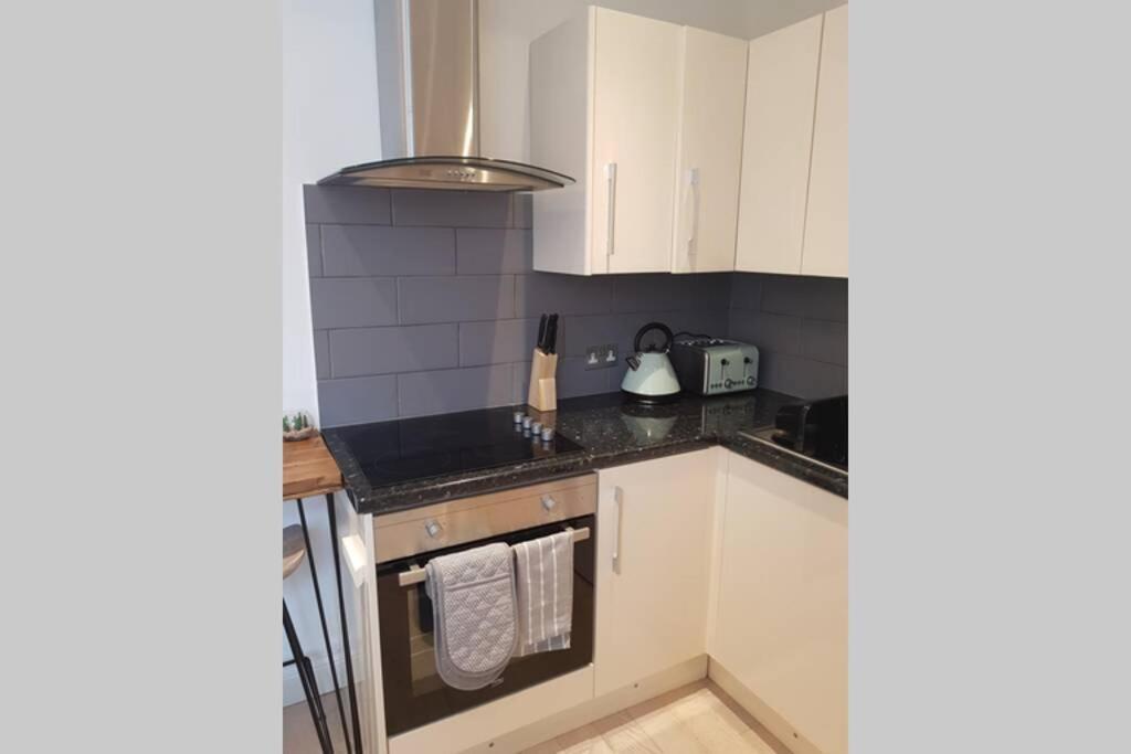 St Ives Apartment Private Parking With Garden 10 Minute Walk Into Town And Beach Экстерьер фото